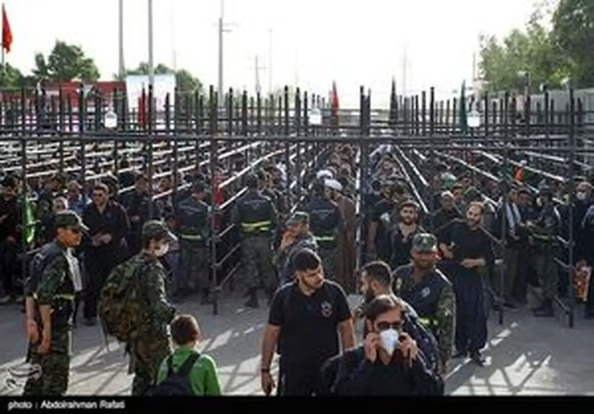 ازدحام زائران اربعین در مرز مهران