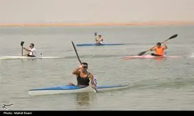 مسابقات قایقرانی استان خوزستان در بندرماهشهر برگزار شد+تصاویر