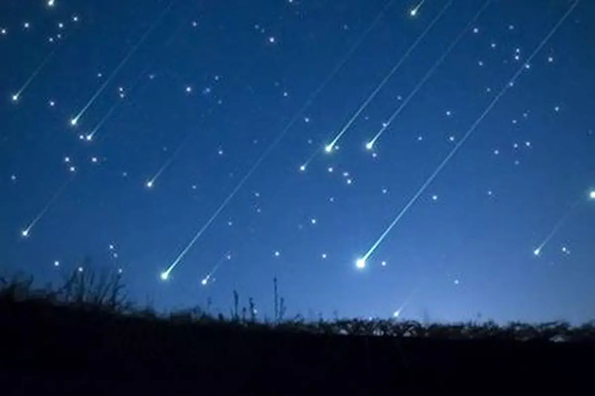 آسمان کشور با شهاب باران، زیبا می‌شود