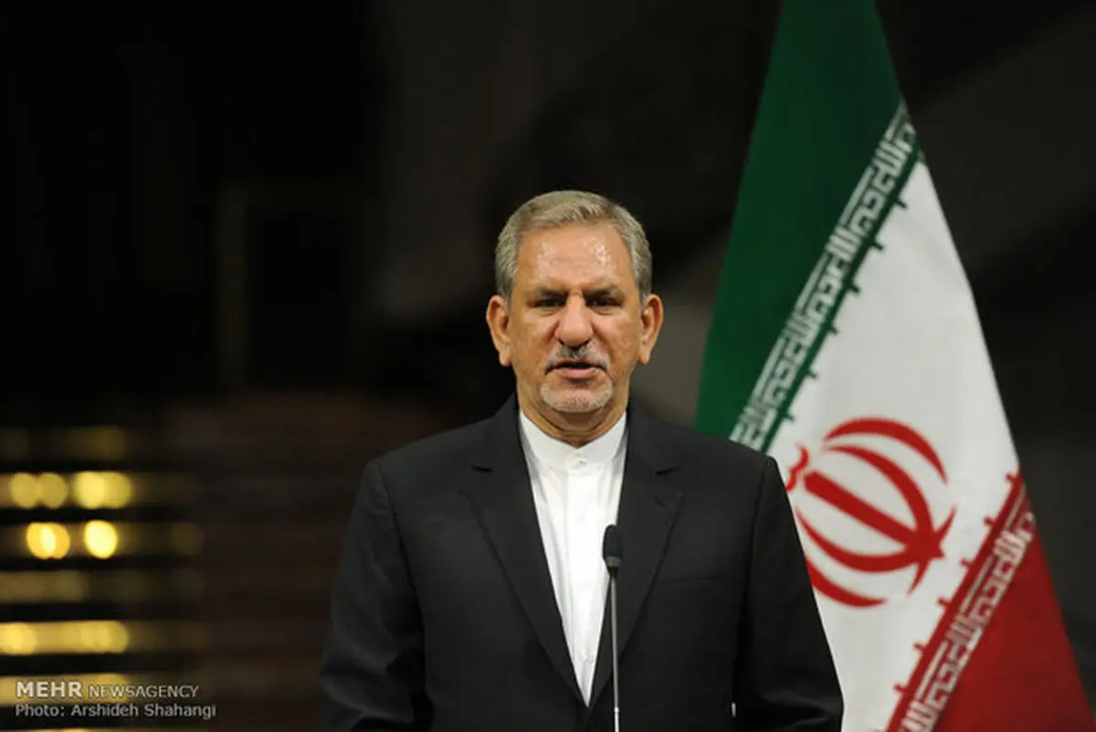 دستور رهبری برای برداشت ۵۰۰میلیون دلار از صندوق توسعه برای دارو