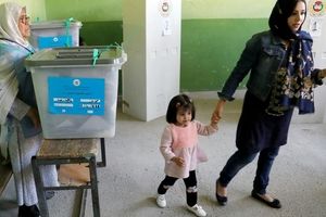 دومین روز انتخابات افغانستان؛ ۱۱ غیرنظامی در بمبگذاری کشته شدند