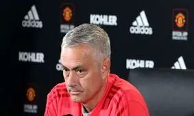 مورینیو: عذرخواهی مربی چلسی را پذیرفتم