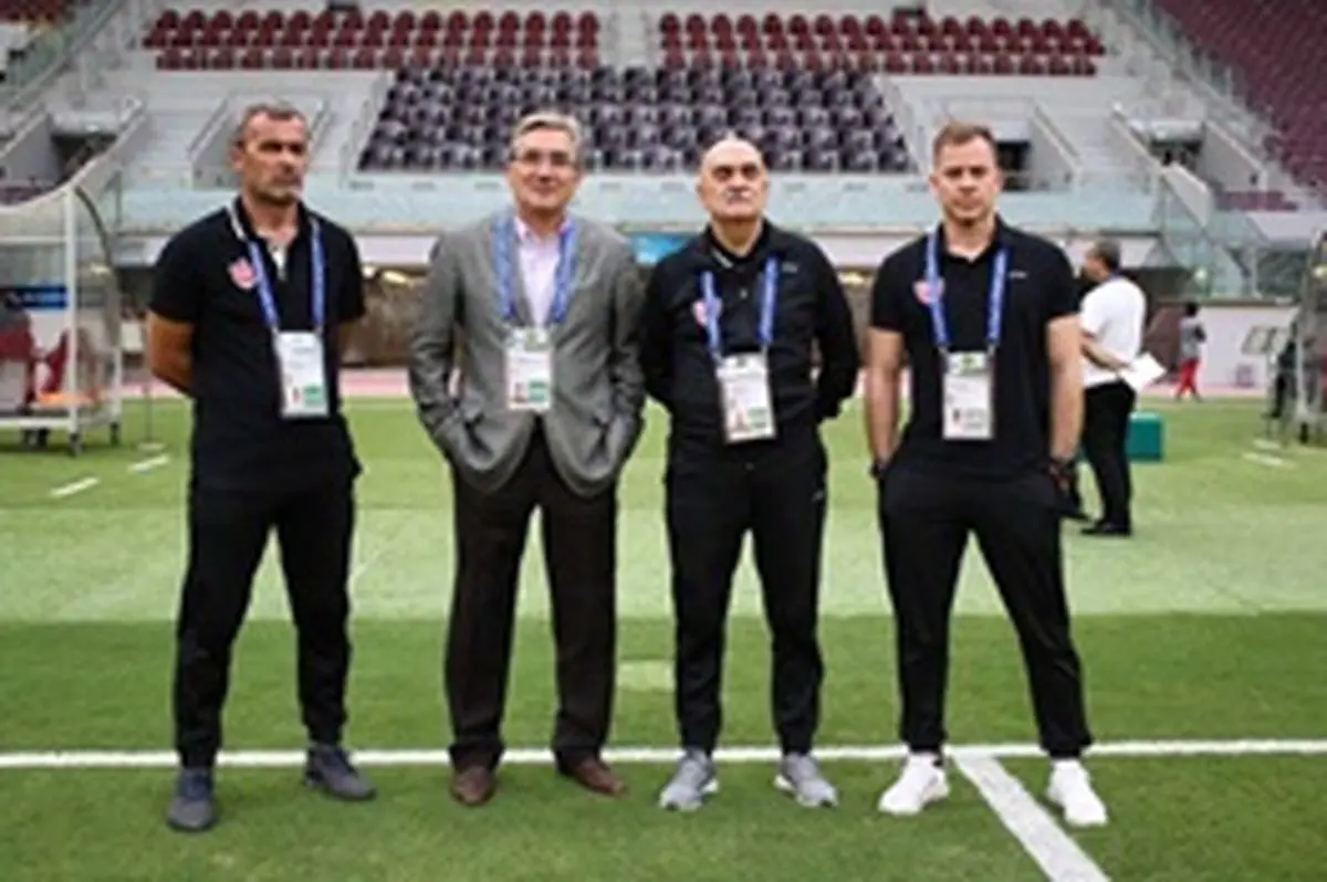 شوخی بامزه هواداران پرسپولیس با برانکو/عکس