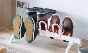 این گجت کفش‌ها را خشک می‌کند