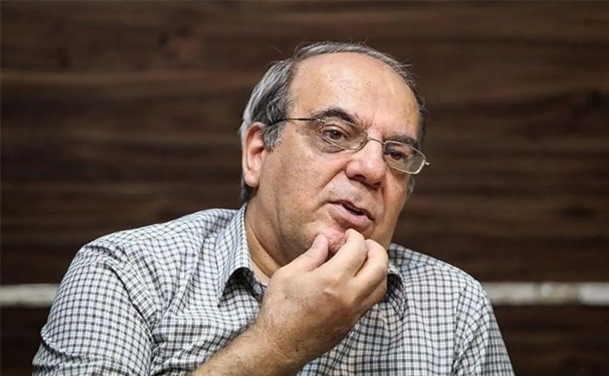 عباس عبدی: جهانگیری بعد از دلار4200 تومانی که مطرح کرد، حق انتقاد از دولت را ندارد