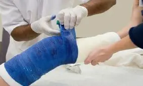 انحراف شصت پا در زنان شایع تر است/استفاده از کفش مناسب