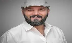 کامبیز دیرباز برای پرویز پرستویی نوشت