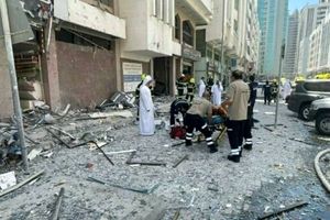 ۲ کشته و ۱۲۰ زخمی در انفجار ابوظبی/ ویدئو