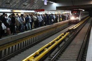 مرگ دلخراش در برخورد با قطار مترو