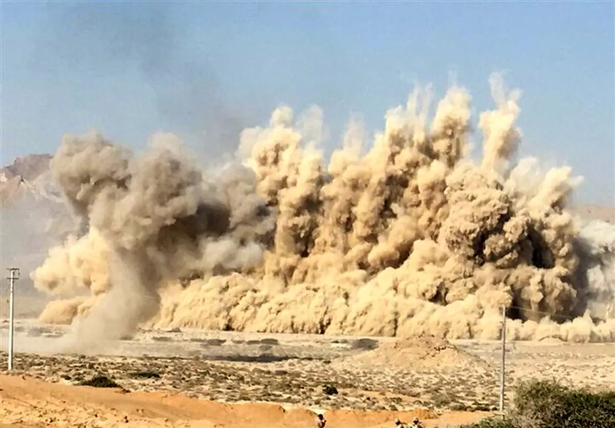 امحای مهمات در خرمشهر/ مردم به شایعات توجه نکنند