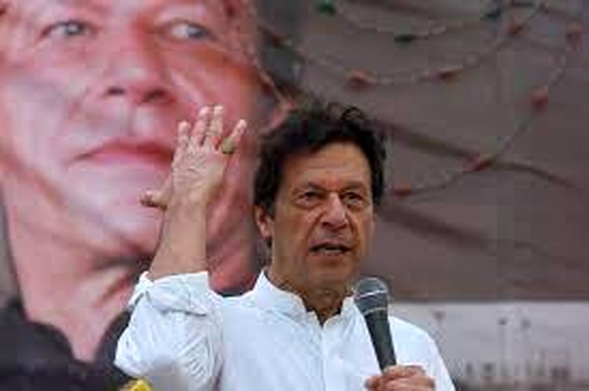 عمران ‌خان مردم پاکستان را به مبارزه فراخواند