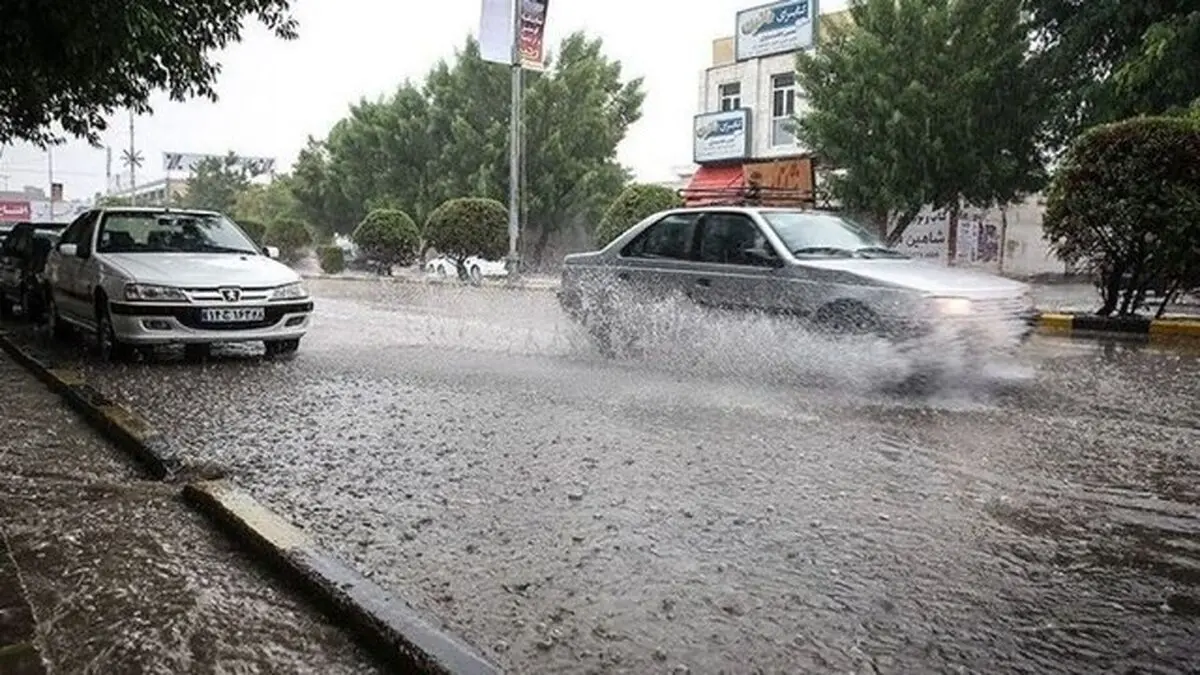 بارش شدید و آب گرفتگی معابر بجنورد /ویدئو