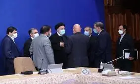 درخواست اتاق بازرگانی مشهد برای اقدام قضایی علیه دولت رئیسی/ باید از دولت سیزدهم که پدر فعالان اقتصادی را درآورده شکایت کرد/ دولت قبل گزارشاتی را ارائه می‌دهند که کذب محض است

