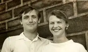 حراج ناگفته‌های شاعری که 2 شریک زندگیش را به خودکشی کشاند

