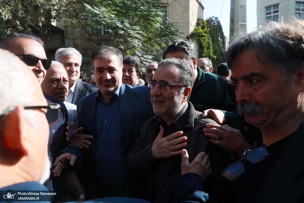 تصاویر: مراسم تشییع برادر سید مصطفی تاجزاده