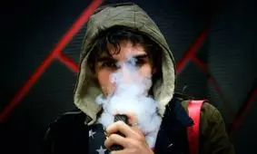 "ویپ" اثرات مضر ده ها سال استعمال سیگار را دارد!