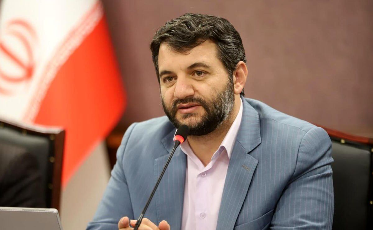 ایده های عبدالملکی؛ از ساخت لامبورگینی و شغل سازی با یک میلیون تومان تا سرمایهگذاری ۱۰۰ میلیارد دلاری امارات!/ این وزیر دولت رئیسی و داور یک برنامه تلویزیونی چطور با دست خالی می خواست ایده های عجیبش را به انجام برساند؟
