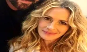 

راز زیبایی پوست جولیا رابرتز در 54 سالگی فاش شد