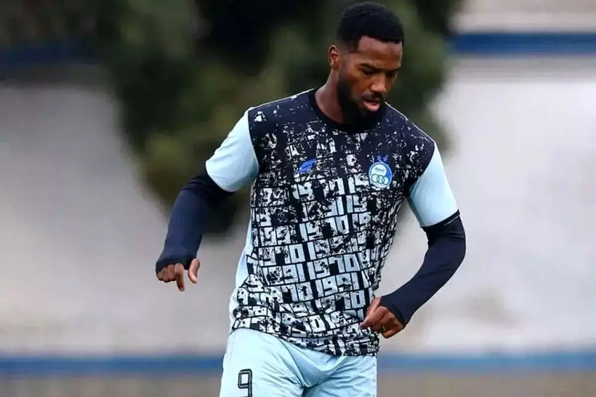 اخطار شدید استقلال به ۲ بازیکن خارجی