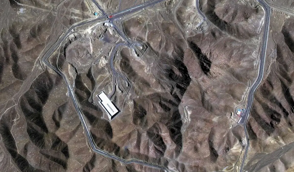 فعال رسانه ای اصولگرا مکان بمب‌های عمل نکرده آمریکا در ایران را لو داد!/ آمریکایی می خواهند بازدید داشته باشند