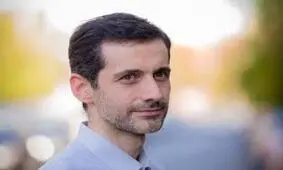 دسته بندی مدیران کشور توسط پسر پزشکیان/ برخی مدیرها هرچه به ذهن خودشان برسد شروع می‌کنند به اقدام کردن