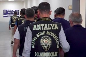 دستگیری کلاهبرداران ۷۳۰ میلیون لیری در آنتالیا