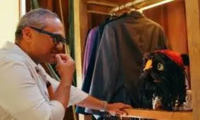 گفتگوی عجیب رامبد جوان با گربه‌اش/ ویدئو