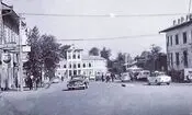 سفر در زمان؛ تصویر دیده نشده از یک خیابان در شهر رشت در دوران ناصرالدین شاه 