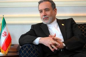 عراقچی: بستن تنگه هرمز موضع رسمی ایران نیست/ آمادگی تهران برای ورود به مذاکرات عادلانه