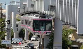 طولانی ترین قطار معلق در جهان/ ویدئو