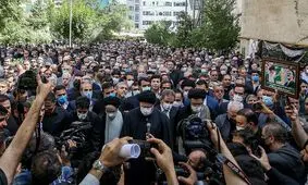  تشییع پیکر سید محمود دعایی در موسسه اطلاعات/ عکس
