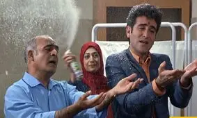حمایت تمام قد بازیگر سریال لیسانسه ها از بازیگر سریال تاسیان/ سیاوش چراغی‌پور: آقای فراستی شما چه کسی هستید که سابقه بازیگری مثل هوتن شکیبا و رضا عطاران را زیر سوال ببرید؟/ ویدئو
