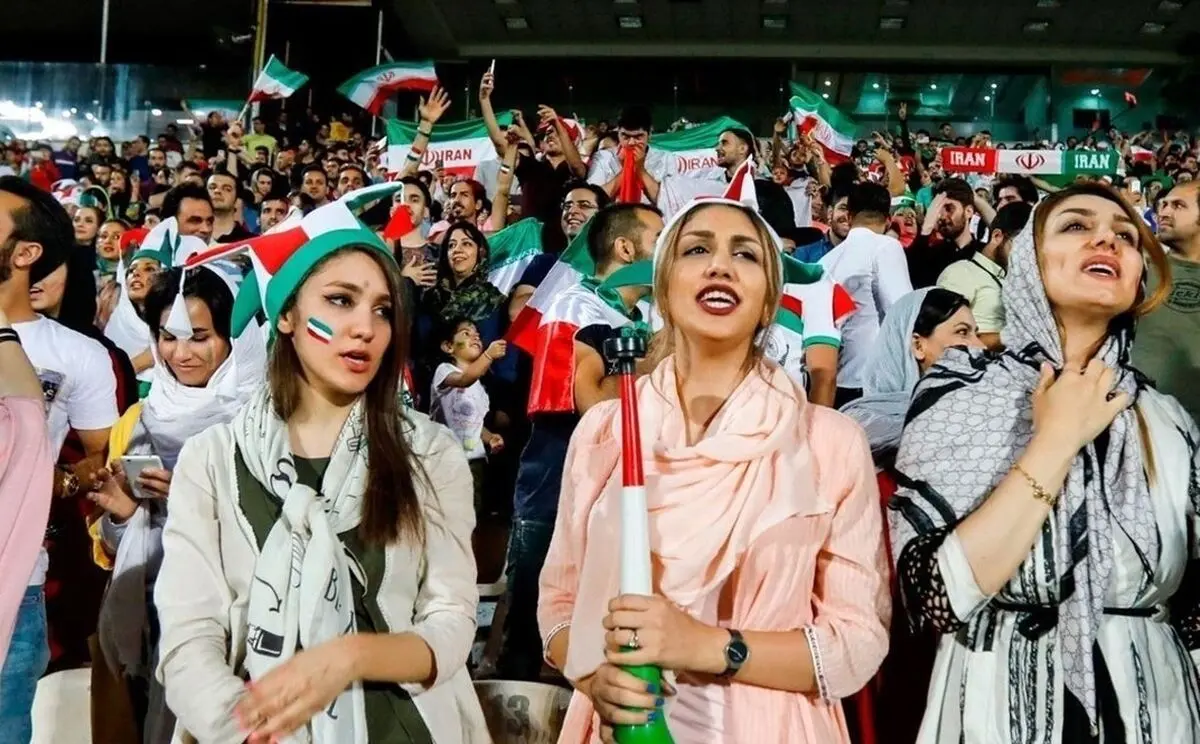  گزارش خبرگزاری فرانسه از حضور زنان ایرانی در آزادی/ ویدئو

