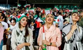  گزارش خبرگزاری فرانسه از حضور زنان ایرانی در آزادی/ ویدئو

