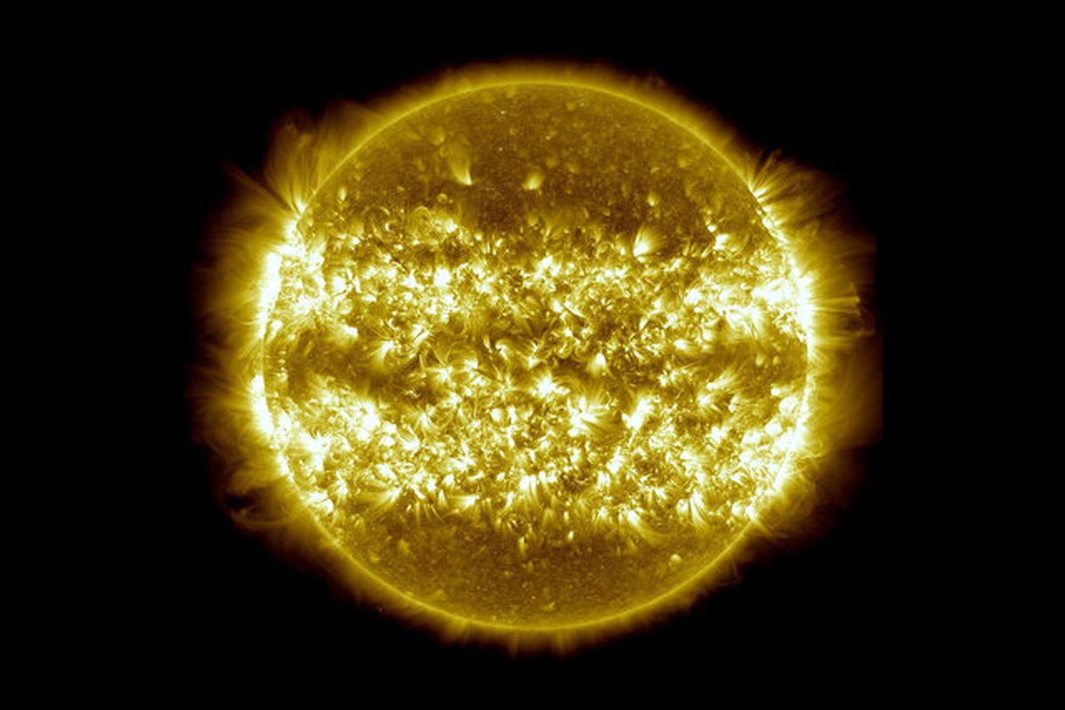 انسان به خورشید رسید/ فضاپیمای پارکر برای نخستین بار نزدیک‌ترین ستاره به زمین را لمس کرد