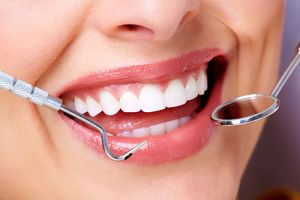 چند روش مطمئن برای سم زدایی دهان و دندان ها