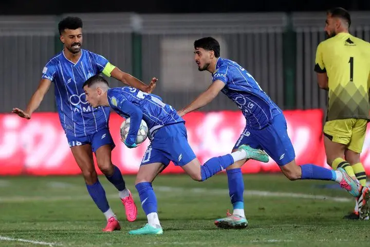 استقلال با کمک VAR راهی یک هشتم نهایی شد/ آسانی تفاوت ها را رقم زد