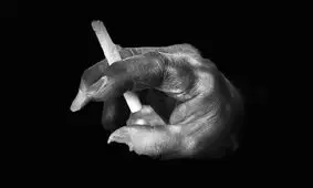 تاثیر دود سیگار در ایجاد بیماری های پوستی