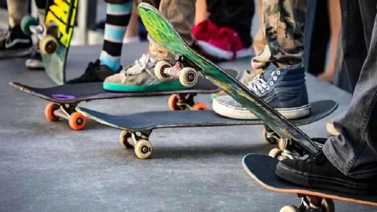 تردد با اسکیت و اسکوتر در معابر اصلی پایتخت مجاز است؟