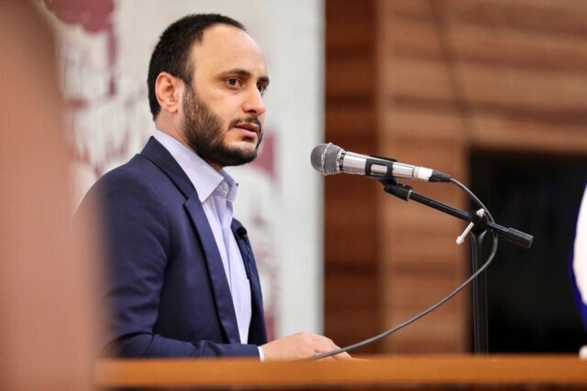 حمله دوباره سخنگوی دولت به ظریف: نگویند که ترامپ نمیگذاشت نفت بفروشیم ولی بایدن گذاشت؛ ۹ ماه با ریاستجمهوری همان فرد فعالیت کردند ولی باز هم نتوانستند نفت بفروشند