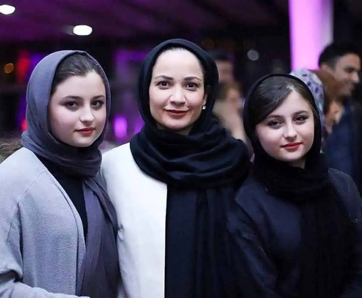 سفر زمان؛ «سارا و نیکا» در مراسم اکران «خجالت نکش»؛ 9 سال قبل