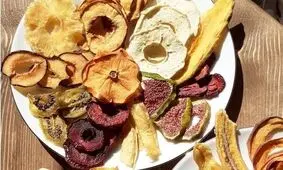 آموزش خشک کردن میوه به روش سنتی