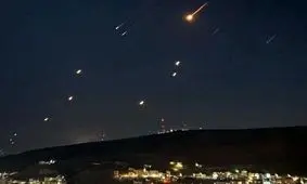 موج پی در پی حملات موشکی ایران به اسرائیل / شکست پدافند اسرائیل برای مقابله با حملات ایران / انفجارهای مداوم در قلب اراضی اشغالی