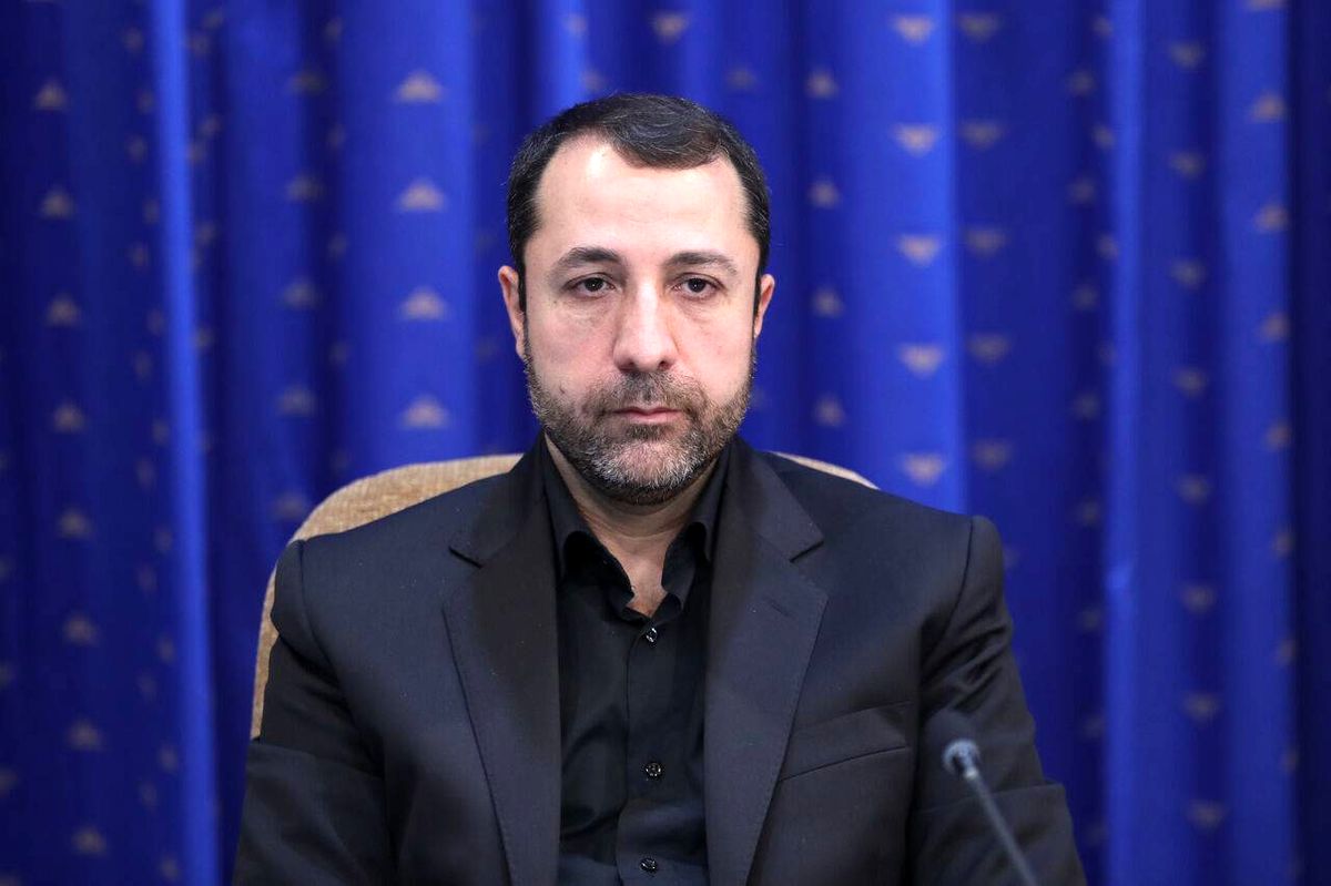 دوران فاجعهبار صالح آبادی به پایان رسید/ افزایش ۶۰درصدی قیمت دلار در دوره یک اقتصادنخوانده!/ وظیفه سنگین فرزین برای آواربرداری از میراث صالحآبادی
