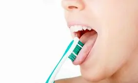 چرا بوی بد دهان خودمان را تشخیص نمی‌دهیم؟