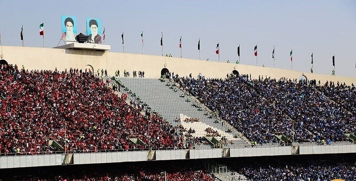 درگیری هواداران استقلال و پرسپولیس در آزادی/ ویدئو
