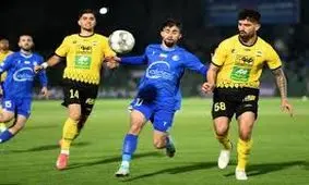 سپاهان - استقلال با تاخیر آغاز می‌شود