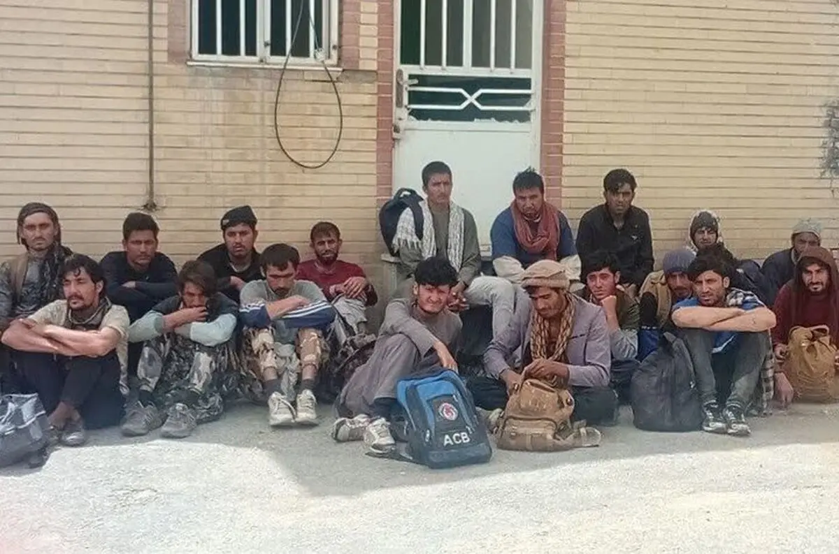 عملیات مرزبانی مریوان علیه قاچاق انسان؛ ۳۰ تبعه غیرمجاز دستگیر شدند