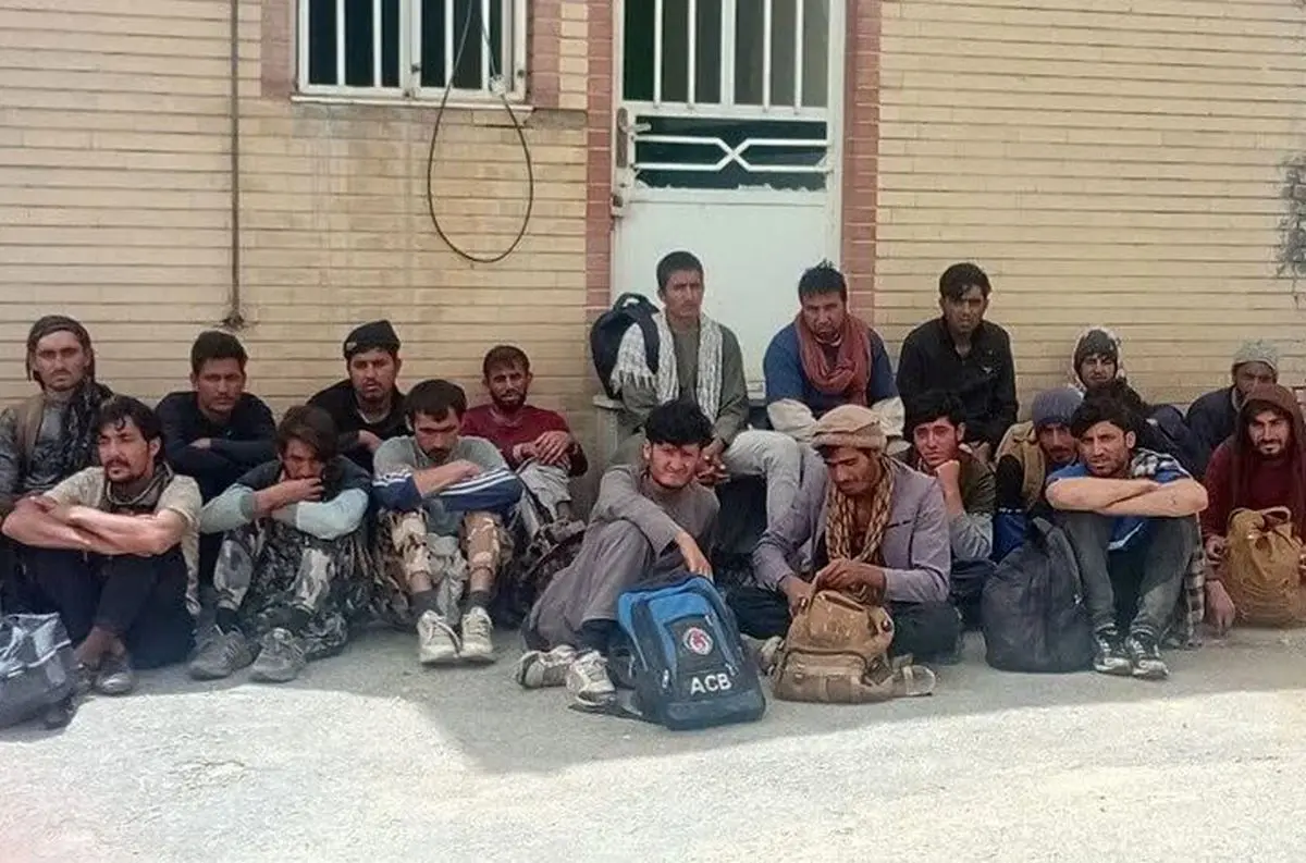 عملیات مرزبانی مریوان علیه قاچاق انسان؛ ۳۰ تبعه غیرمجاز دستگیر شدند