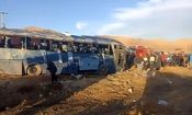واژگونی اتوبوس مشهد به شیراز در یزد؛ ۱۶ نفر مصدوم شدند 